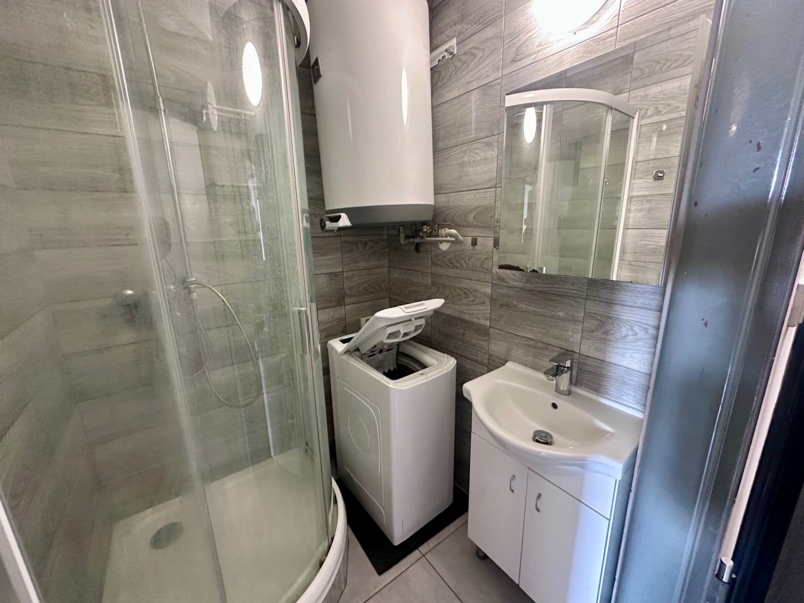 Pronájem bytu 3+1 55 m², Na Návozech, Chýnov, Jihočeský kraj Pronájem bytu 3+1 55 m², Na Návozech, Chýnov, Jihočeský kraj