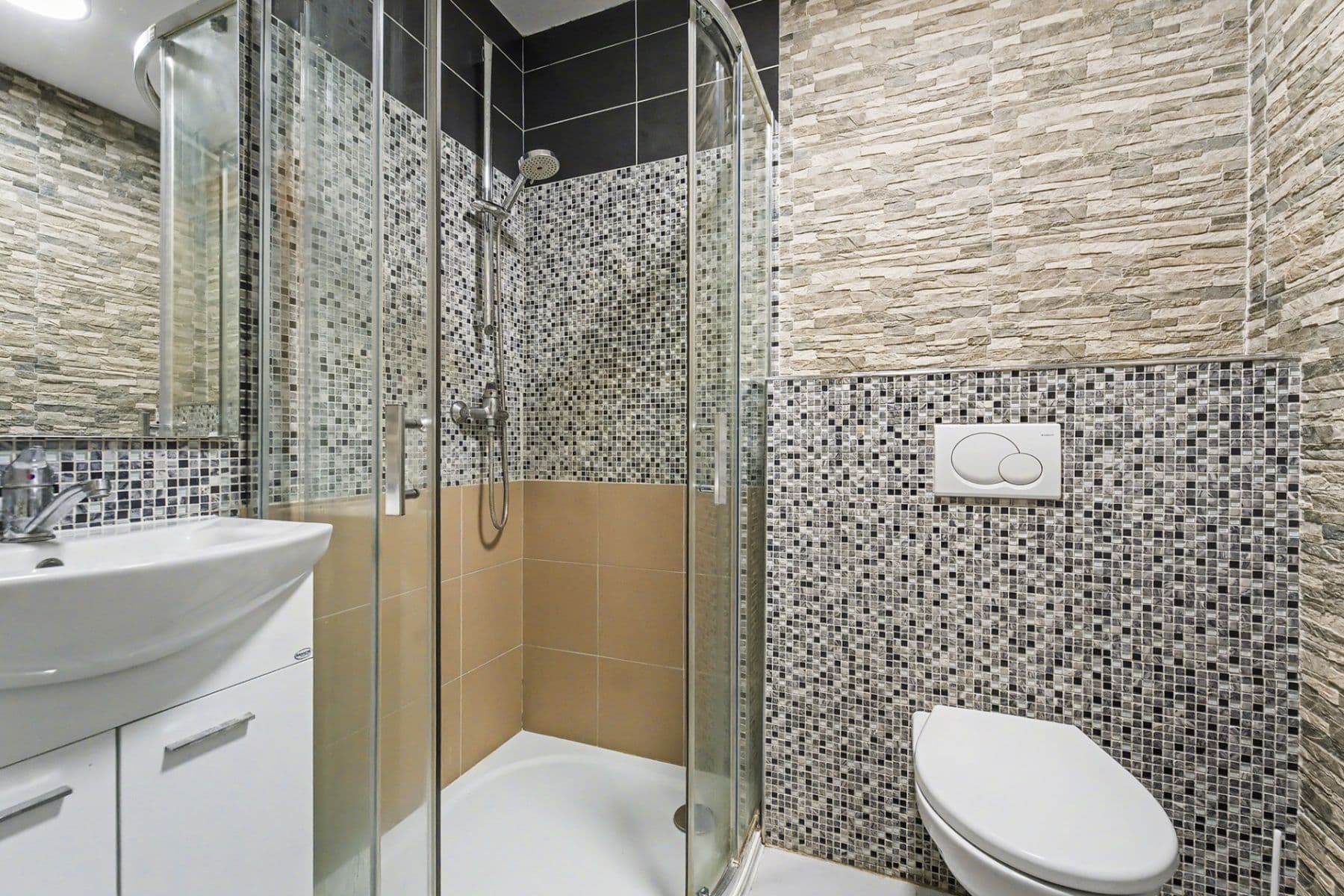 Pronájem bytu 4+1 116 m², Miličín, Středočeský kraj Pronájem bytu 4+1 116 m², Miličín, Středočeský kraj