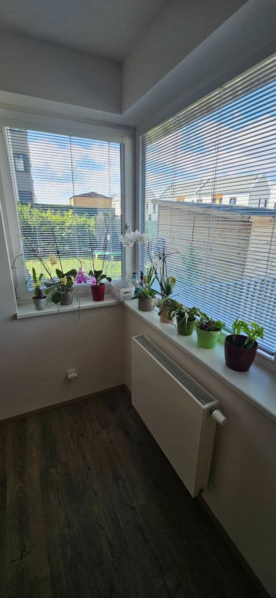 Pronájem bytu 2+kk 60 m², Emy Destinové, Jinočany, Středočeský kraj Pronájem bytu 2+kk 60 m², Emy Destinové, Jinočany, Středočeský kraj