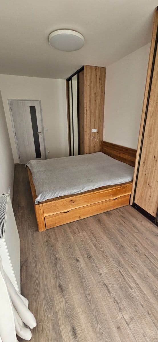 Pronájem bytu 2+kk 60 m², Emy Destinové, Jinočany, Středočeský kraj Pronájem bytu 2+kk 60 m², Emy Destinové, Jinočany, Středočeský kraj