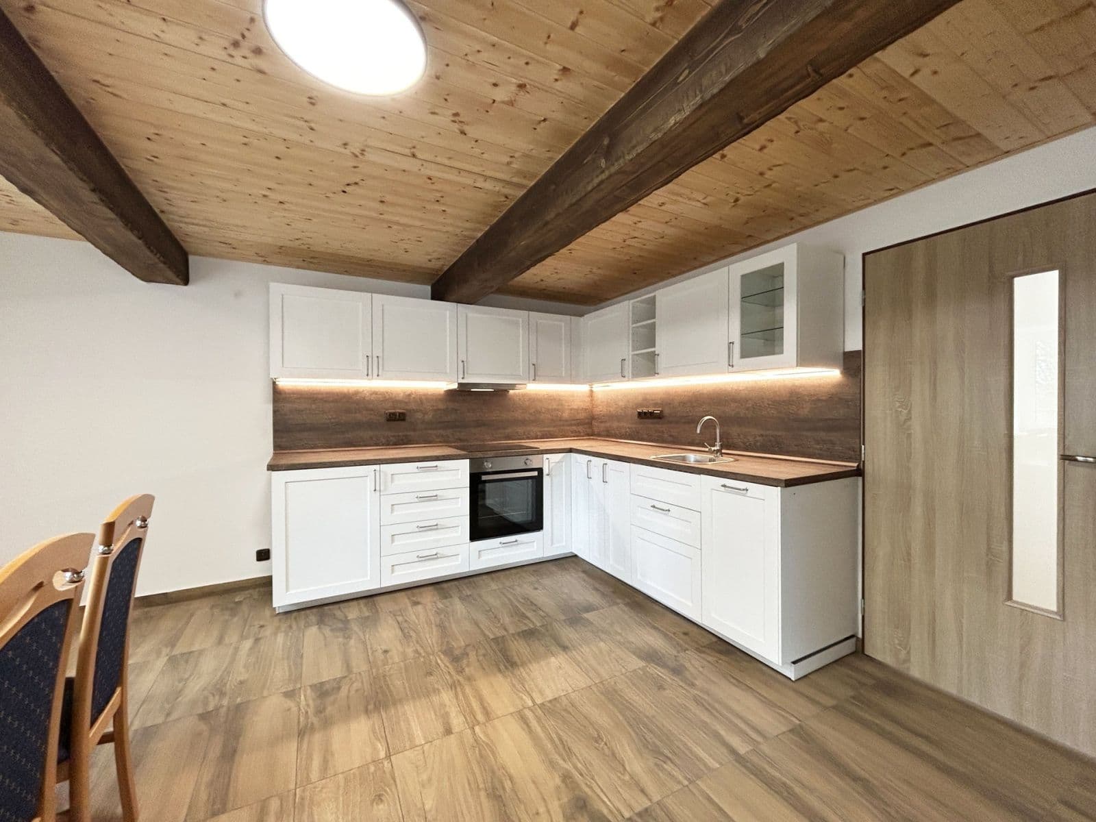 Pronájem bytu 3+1 144 m², Štětí, Ústecký kraj Pronájem bytu 3+1 144 m², Štětí, Ústecký kraj