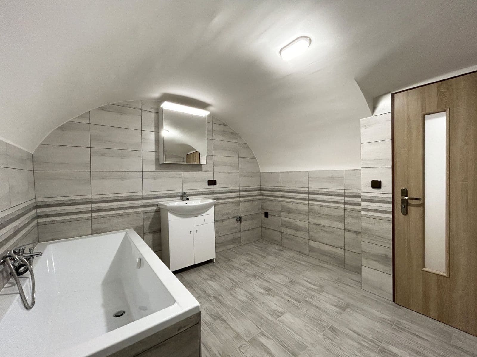 Pronájem bytu 3+1 144 m², Štětí, Ústecký kraj Pronájem bytu 3+1 144 m², Štětí, Ústecký kraj