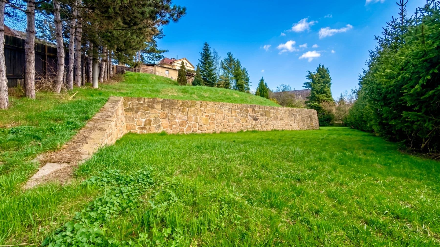 Prodej pozemku 1.210 m², Jasanová, Ústí nad Labem, Ústecký kraj Prodej pozemku 1.210 m², Jasanová, Ústí nad Labem, Ústecký kraj