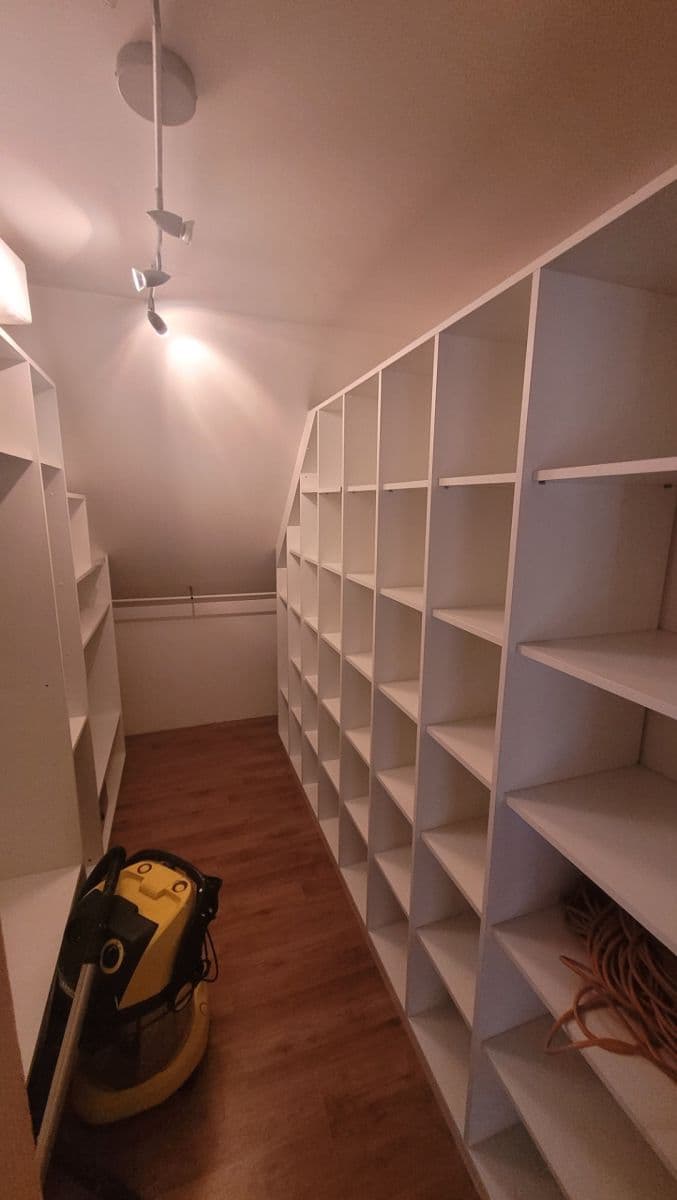 Pronájem bytu 2+kk 89 m², Povltavská, Klecany, Středočeský kraj Pronájem bytu 2+kk 89 m², Povltavská, Klecany, Středočeský kraj