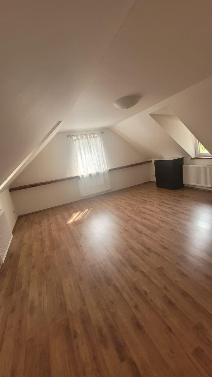 Pronájem bytu 2+kk 89 m², Povltavská, Klecany, Středočeský kraj Pronájem bytu 2+kk 89 m², Povltavská, Klecany, Středočeský kraj