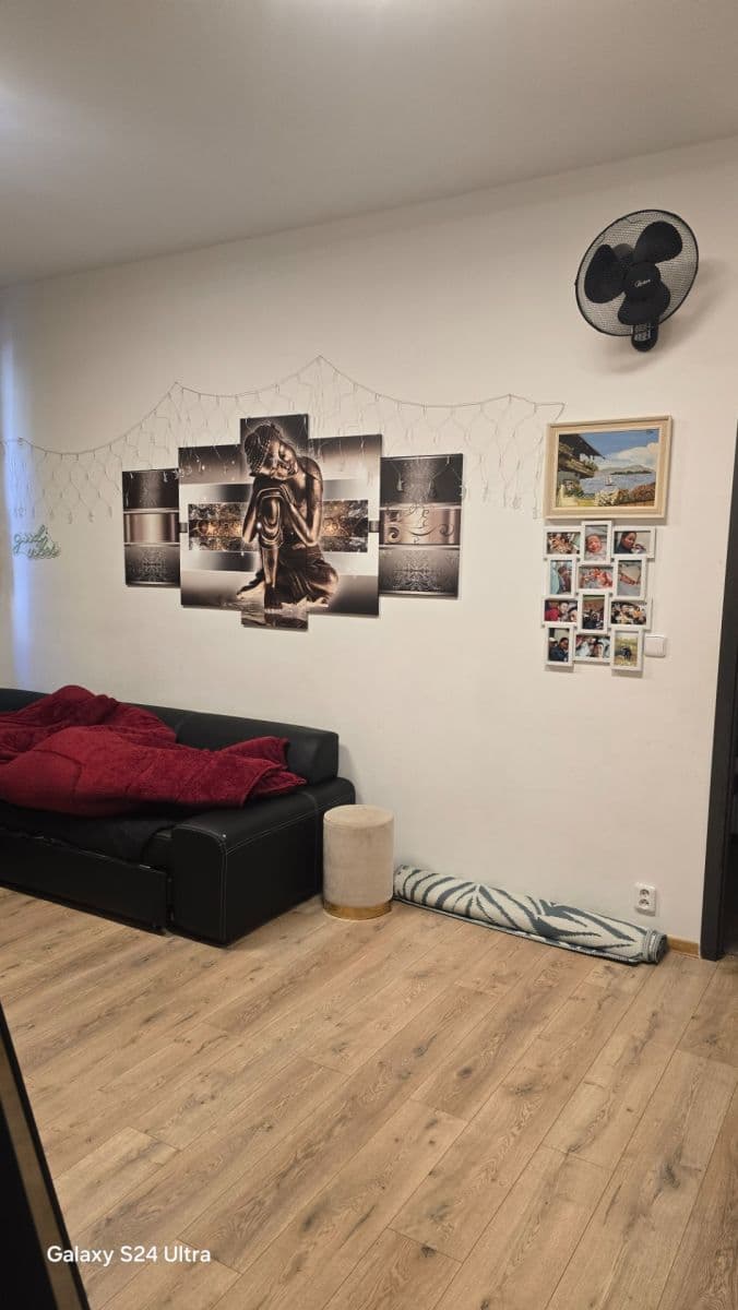 Prodej bytu 3+1 71 m², Husova, Louny, Ústecký kraj Prodej bytu 3+1 71 m², Husova, Louny, Ústecký kraj