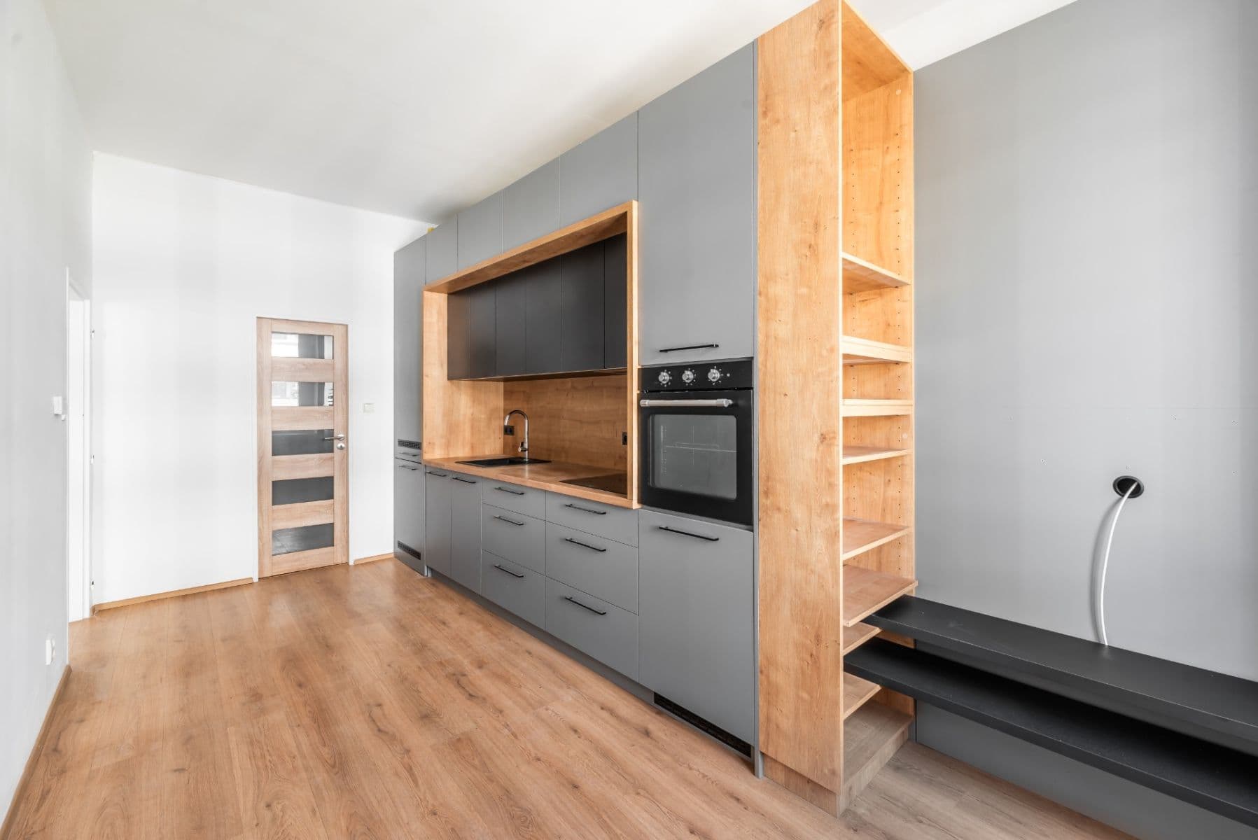 Prodej bytu 2+kk 38 m², Holečkova, Praha, Praha Prodej bytu 2+kk 38 m², Holečkova, Praha, Praha