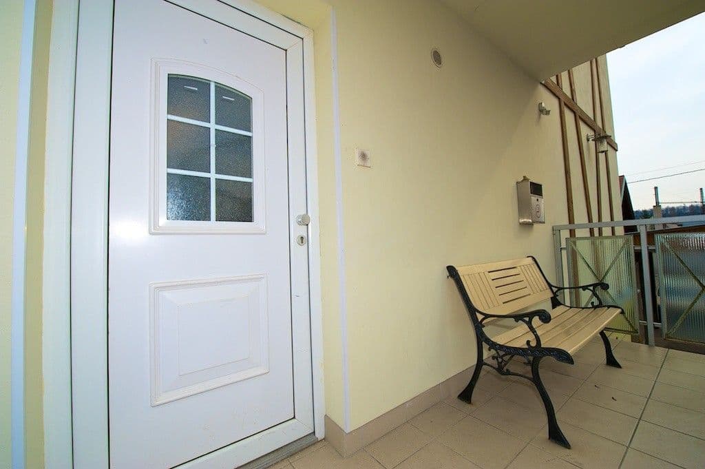 Pronájem bytu 1+kk 24 m², Petrohradská, Praha, Praha Pronájem bytu 1+kk 24 m², Petrohradská, Praha, Praha