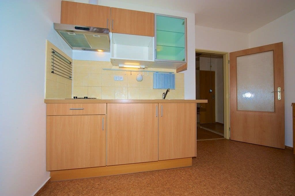 Pronájem bytu 1+kk 24 m², Petrohradská, Praha, Praha Pronájem bytu 1+kk 24 m², Petrohradská, Praha, Praha