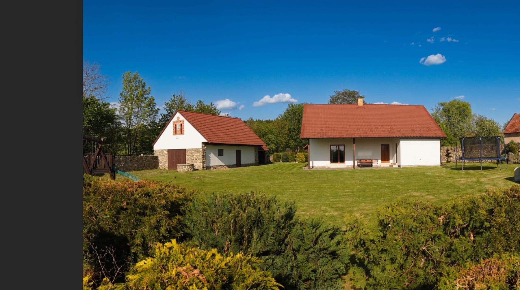 Prodej domu 220 m², pozemek 1.697 m², Nechvalice, Středočeský kraj Prodej domu 220 m², pozemek 1.697 m², Nechvalice, Středočeský kraj