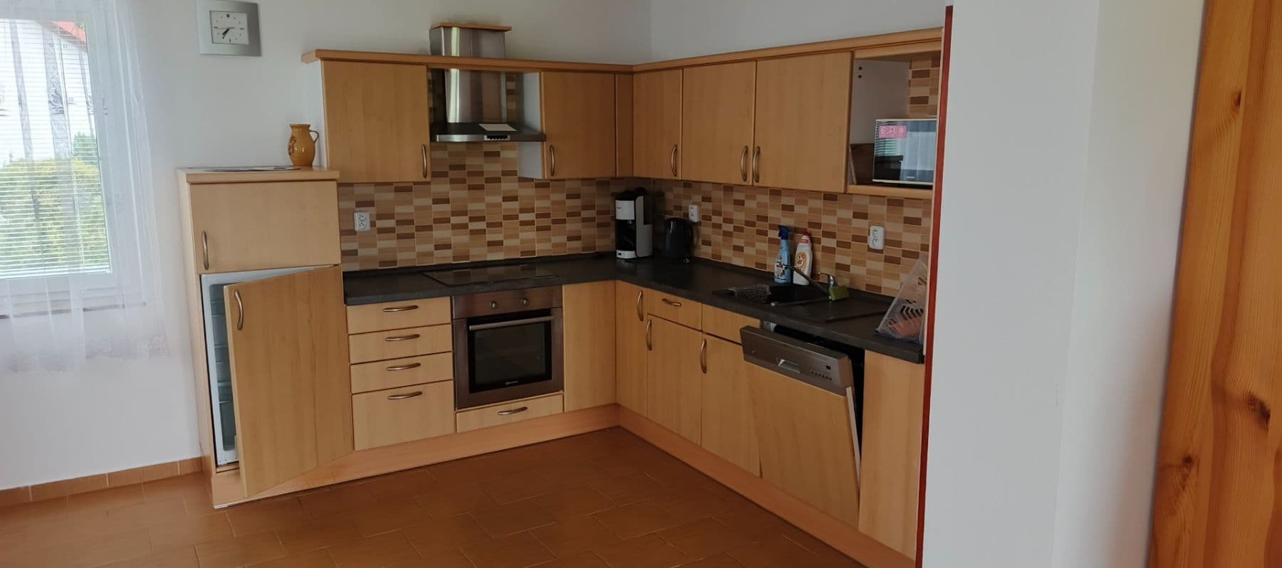 Prodej domu 220 m², pozemek 1.697 m², Nechvalice, Středočeský kraj Prodej domu 220 m², pozemek 1.697 m², Nechvalice, Středočeský kraj