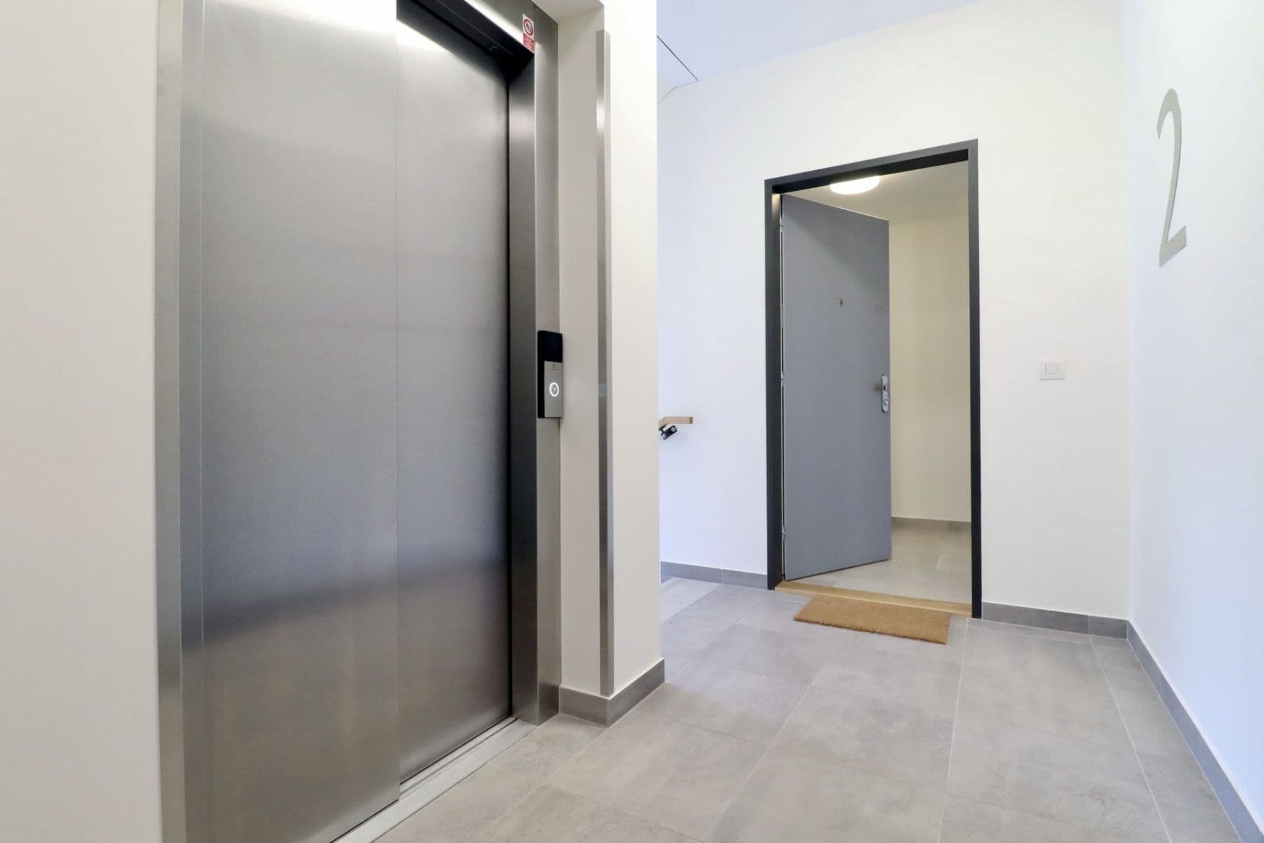 Pronájem bytu 4+kk 102 m², Čertův vršek, Praha, Praha Pronájem bytu 4+kk 102 m², Čertův vršek, Praha, Praha