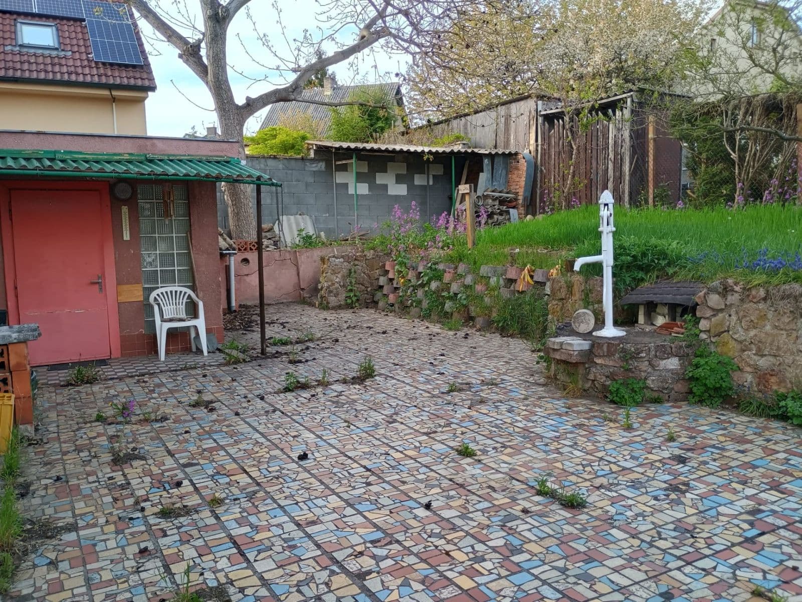 Prodej domu 200 m², pozemek 404 m², Slavašovská, Beroun, Středočeský kraj Prodej domu 200 m², pozemek 404 m², Slavašovská, Beroun, Středočeský kraj