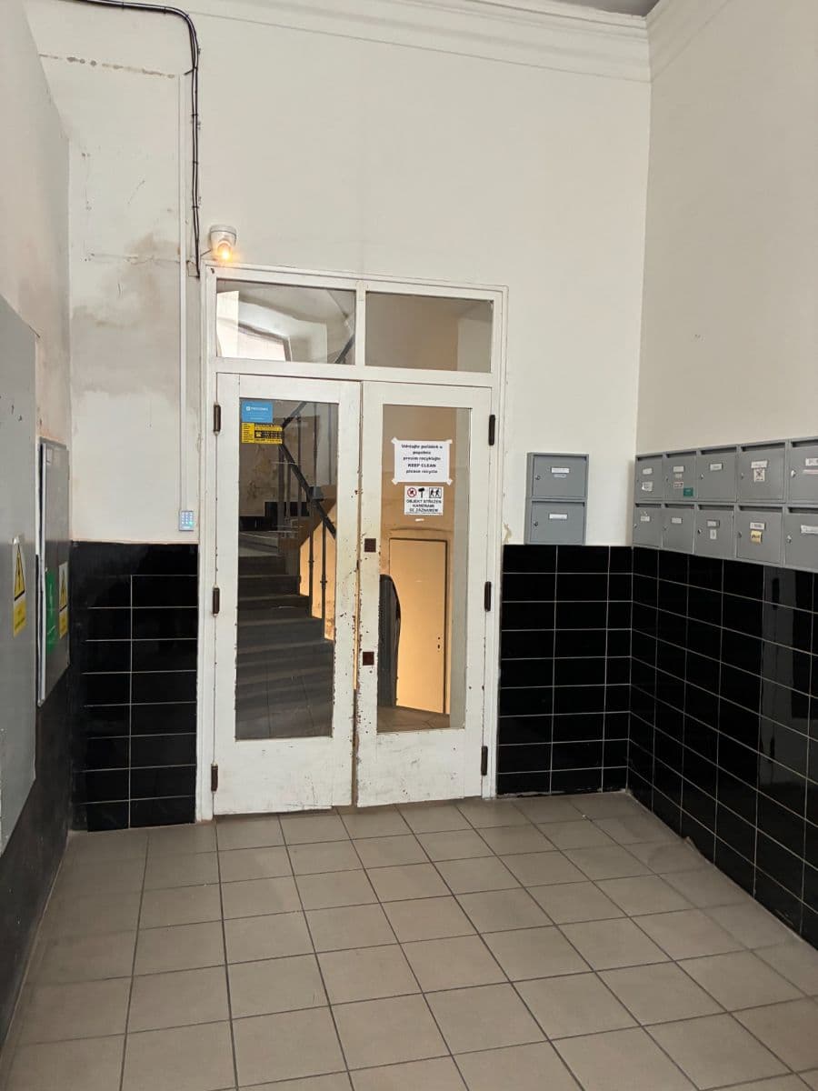 Prodej nebytového prostoru 18 m², Truhlářská, Praha, Praha Prodej nebytového prostoru 18 m², Truhlářská, Praha, Praha