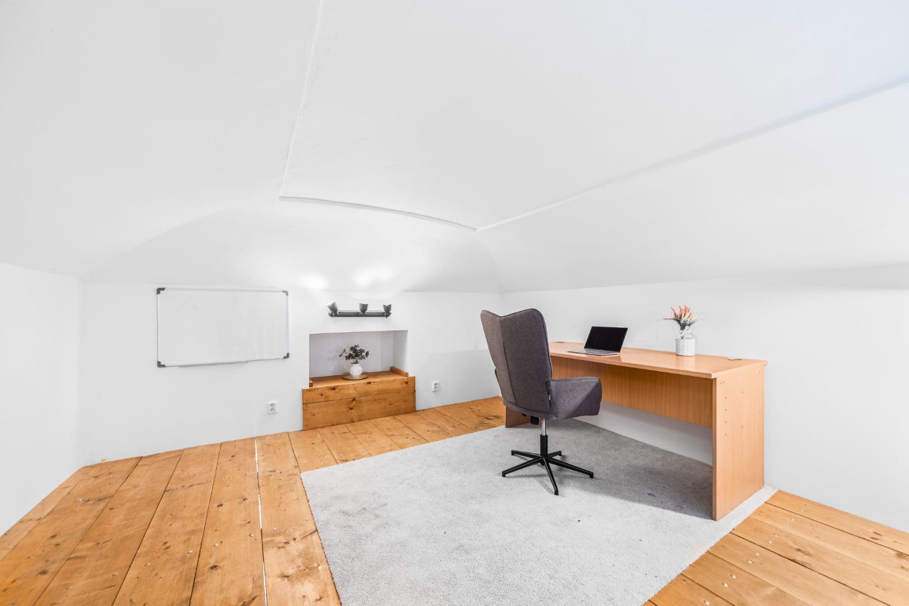 Pronájem bytu 3+kk 65 m², Bělehradská, Praha, Praha Pronájem bytu 3+kk 65 m², Bělehradská, Praha, Praha
