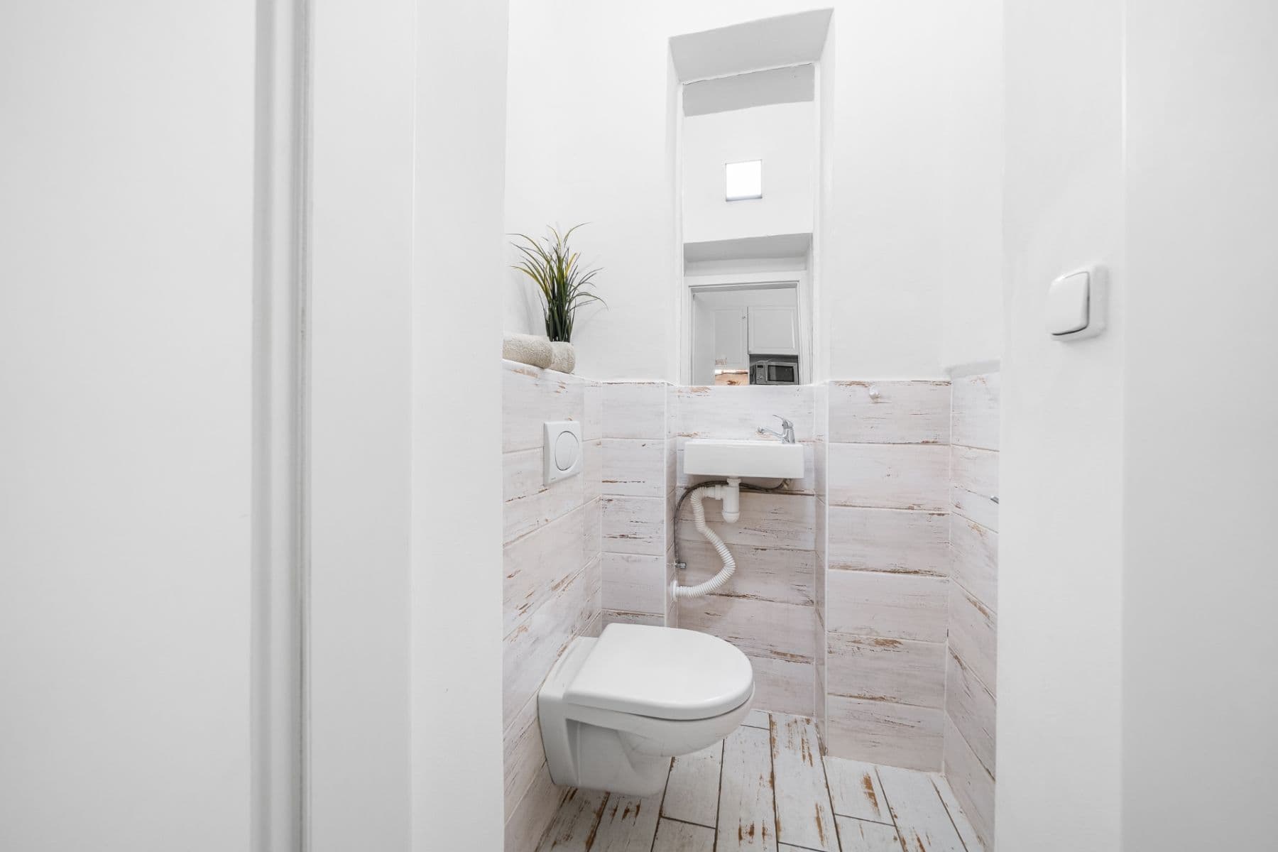 Pronájem bytu 3+kk 65 m², Bělehradská, Praha, Praha Pronájem bytu 3+kk 65 m², Bělehradská, Praha, Praha