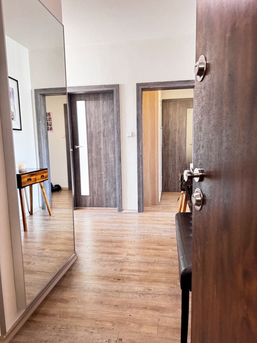 Pronájem bytu 3+1 75 m², Otradovická, Praha, Praha Pronájem bytu 3+1 75 m², Otradovická, Praha, Praha