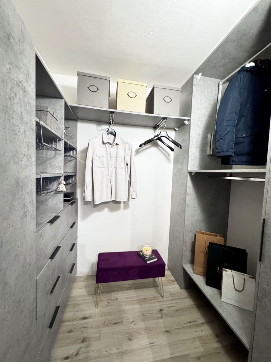 Pronájem bytu 3+1 75 m², Otradovická, Praha, Praha Pronájem bytu 3+1 75 m², Otradovická, Praha, Praha