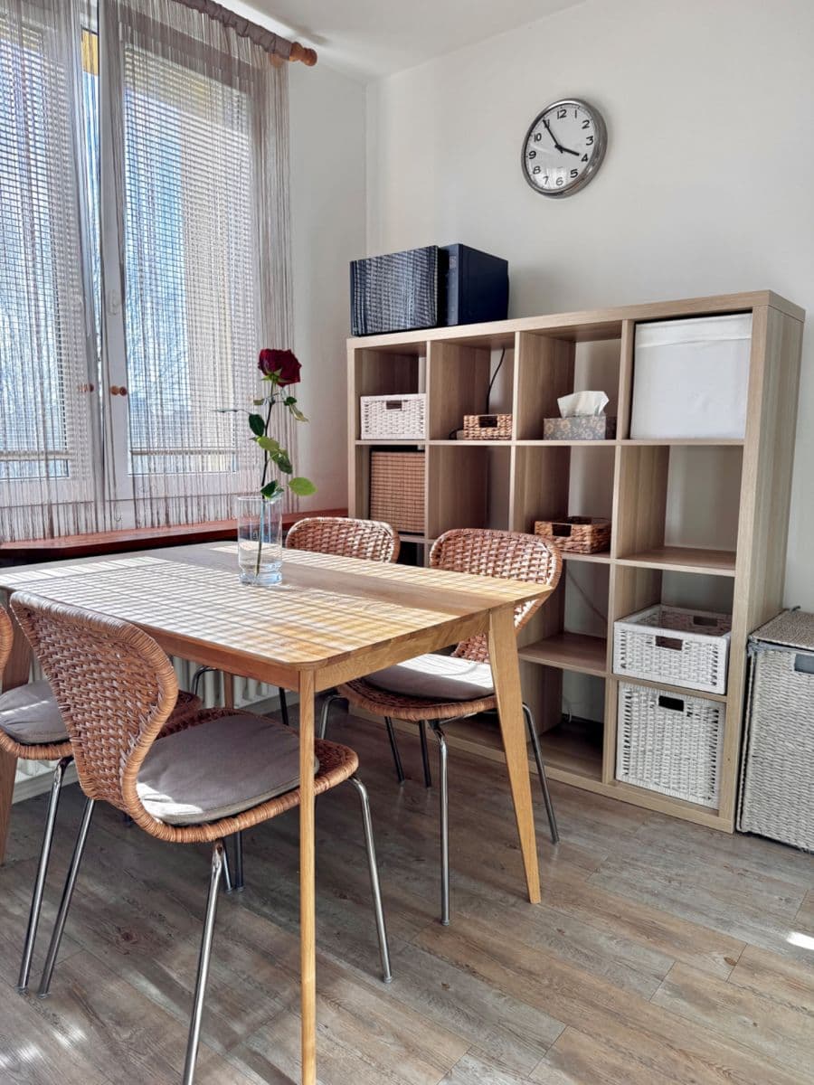 Pronájem bytu 3+1 75 m², Otradovická, Praha, Praha Pronájem bytu 3+1 75 m², Otradovická, Praha, Praha