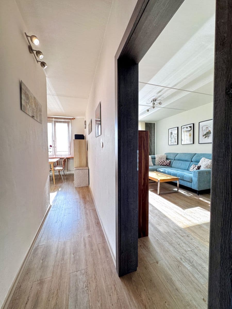 Pronájem bytu 3+1 75 m², Otradovická, Praha, Praha Pronájem bytu 3+1 75 m², Otradovická, Praha, Praha