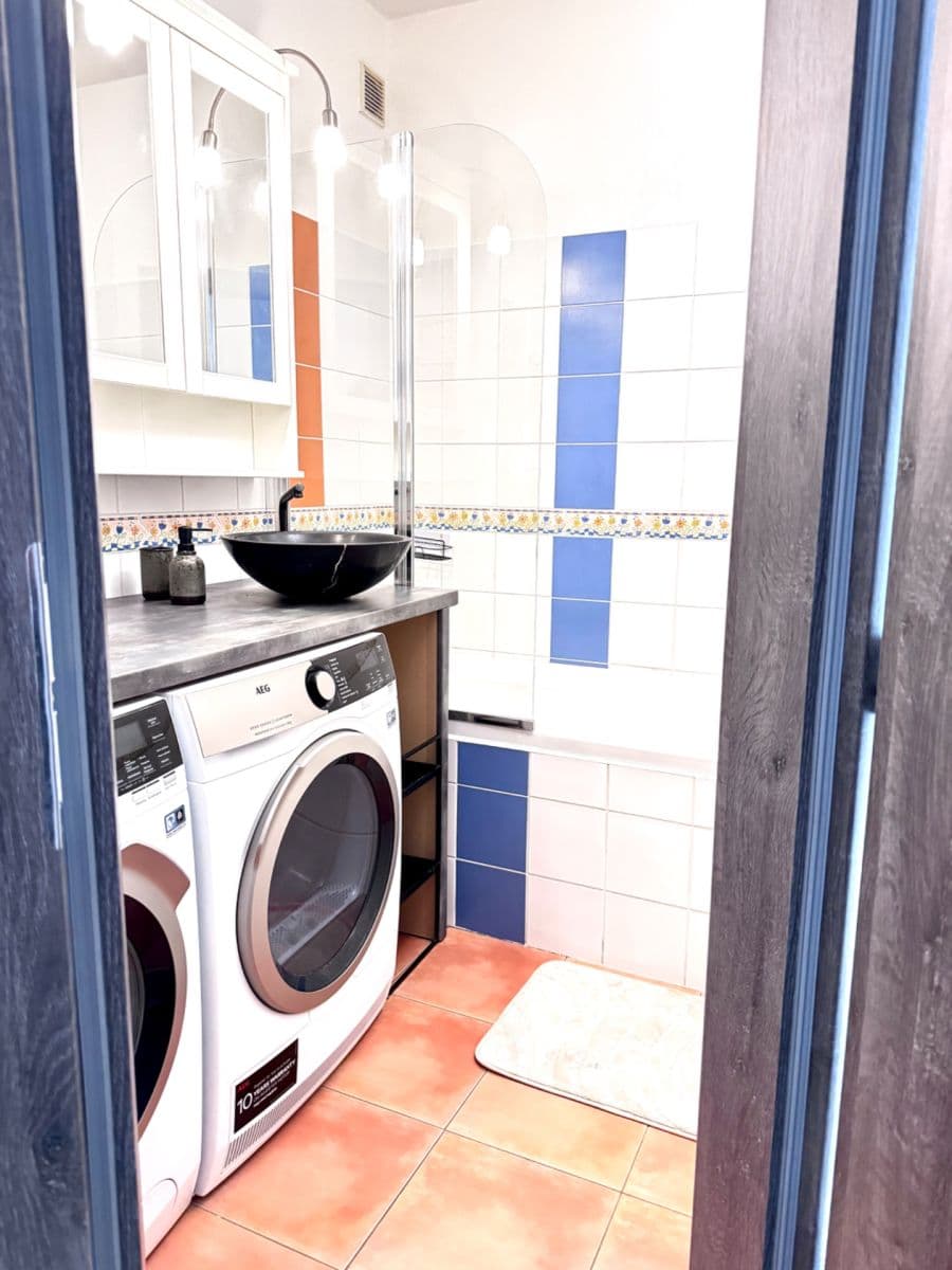 Pronájem bytu 3+1 75 m², Otradovická, Praha, Praha Pronájem bytu 3+1 75 m², Otradovická, Praha, Praha