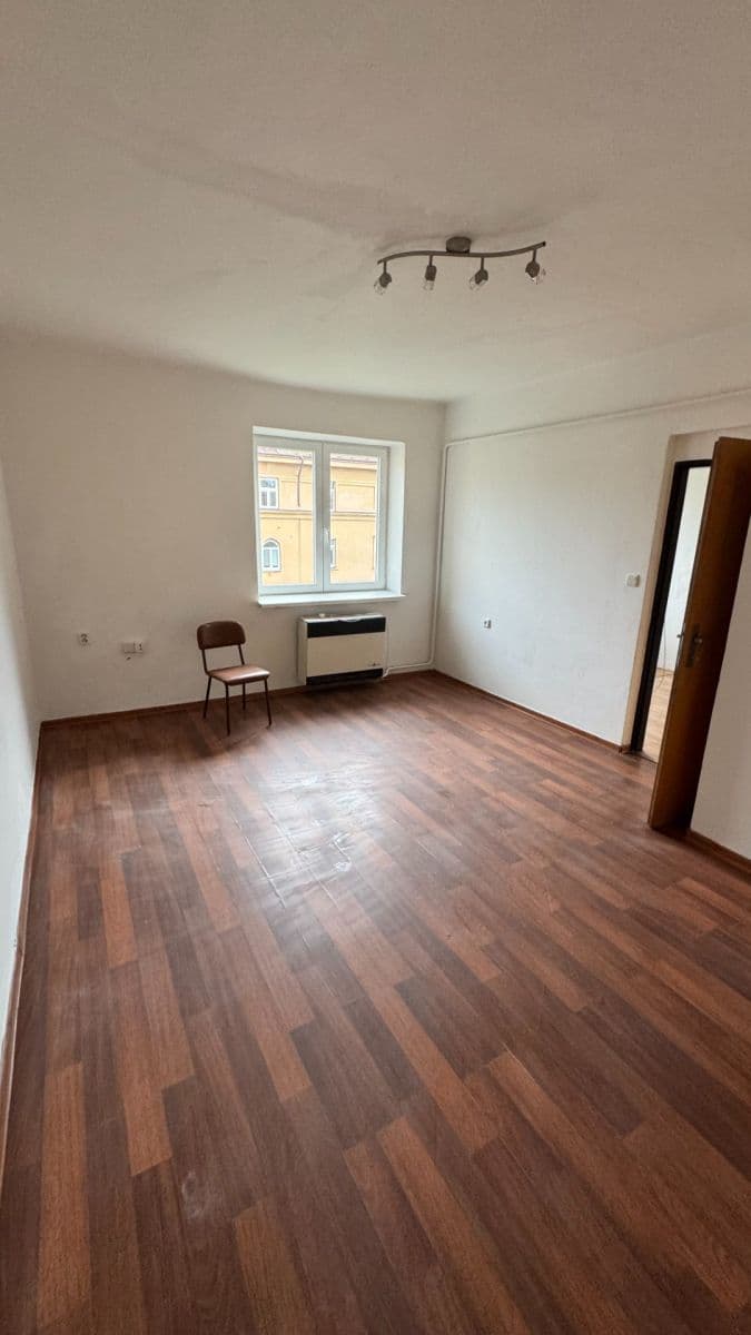 Prodej bytu 1+1 39 m², Víta Nejedlého, Chrudim, Pardubický kraj Prodej bytu 1+1 39 m², Víta Nejedlého, Chrudim, Pardubický kraj