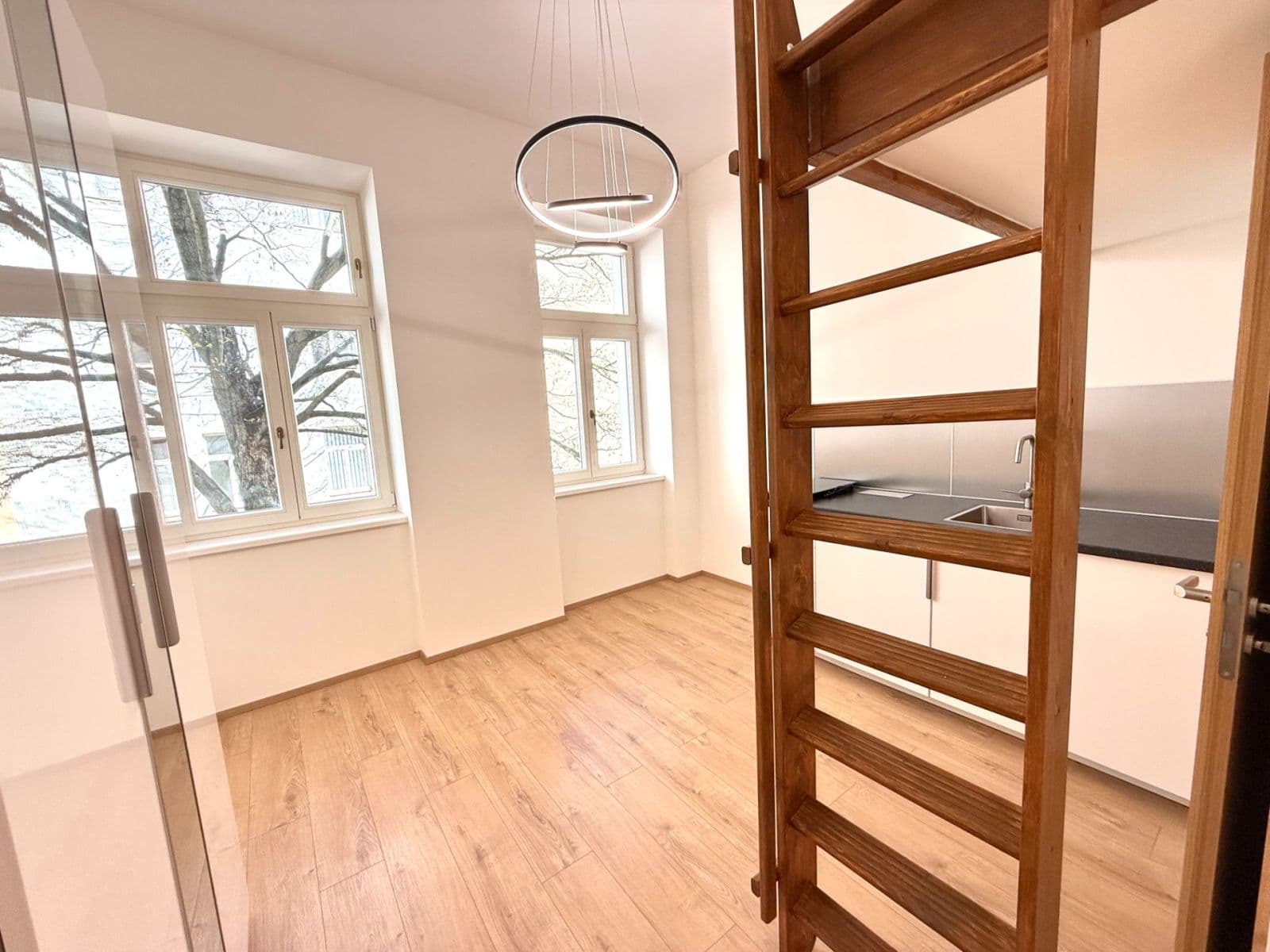 Pronájem bytu 1+kk 17 m², Sokolská, Praha, Praha Pronájem bytu 1+kk 17 m², Sokolská, Praha, Praha