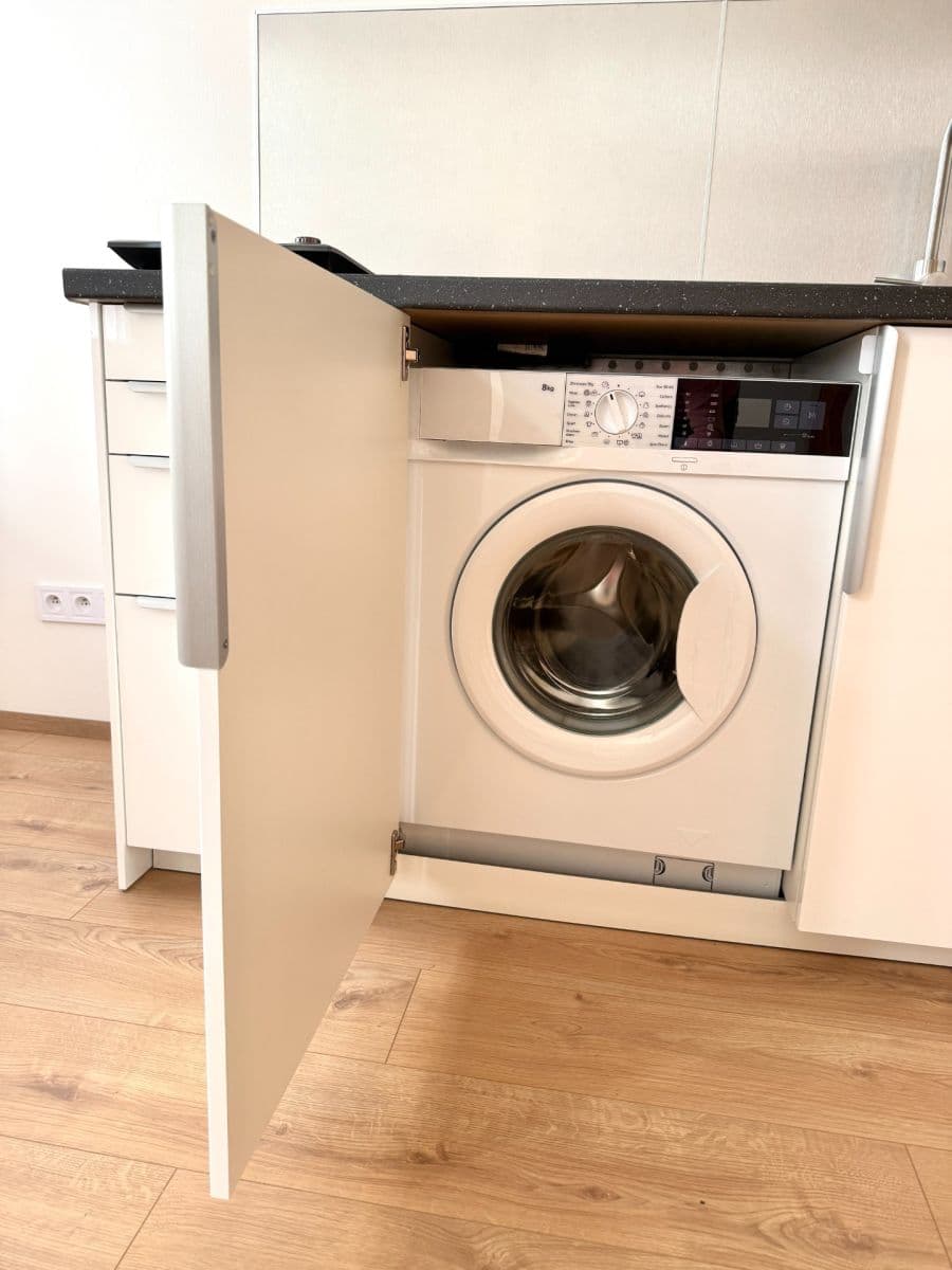 Pronájem bytu 1+kk 17 m², Sokolská, Praha, Praha Pronájem bytu 1+kk 17 m², Sokolská, Praha, Praha