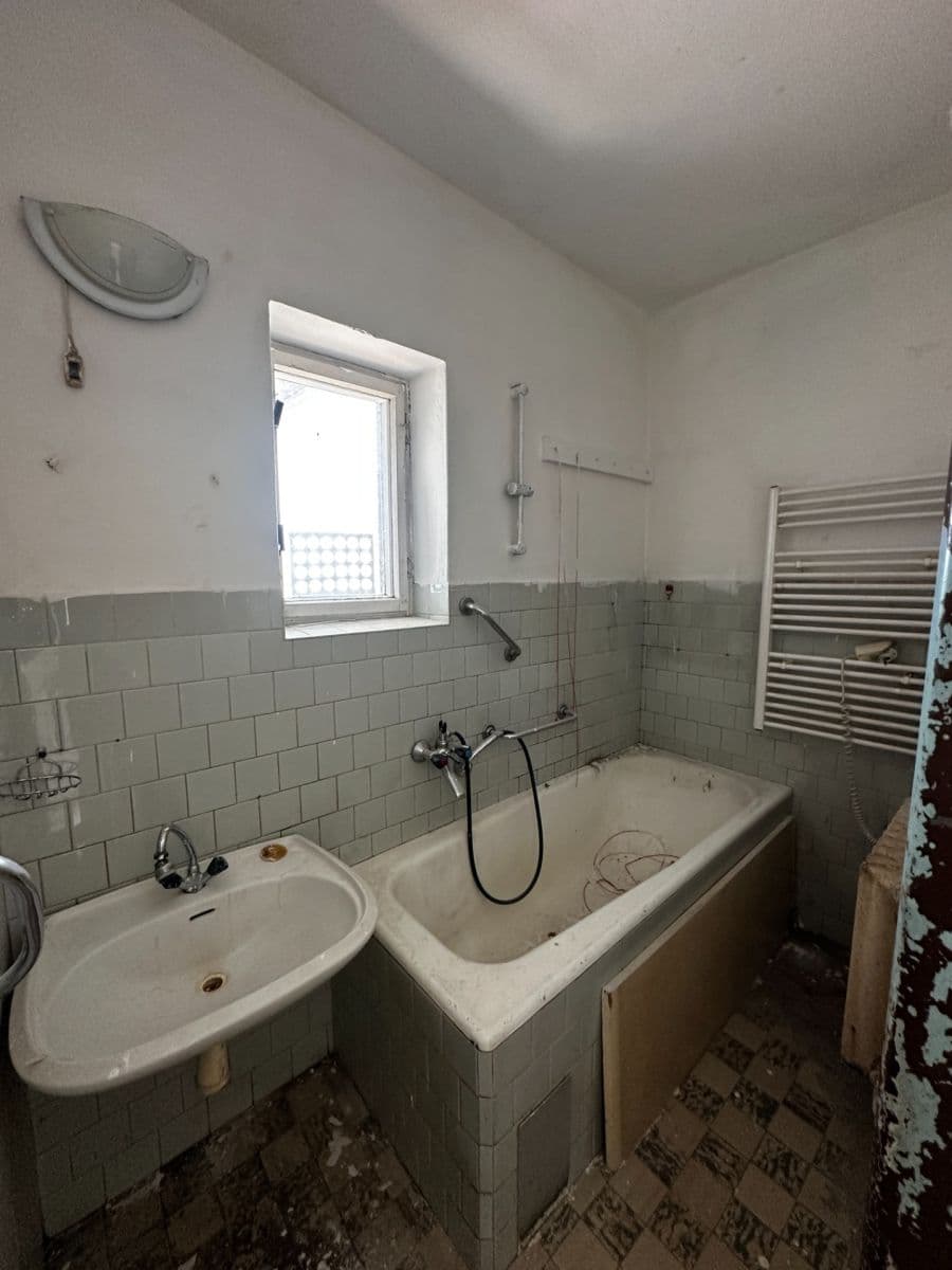 Prodej domu 150 m², pozemek 866 m², A. Jiráska, Třinec, Moravskoslezský kraj Prodej domu 150 m², pozemek 866 m², A. Jiráska, Třinec, Moravskoslezský kraj