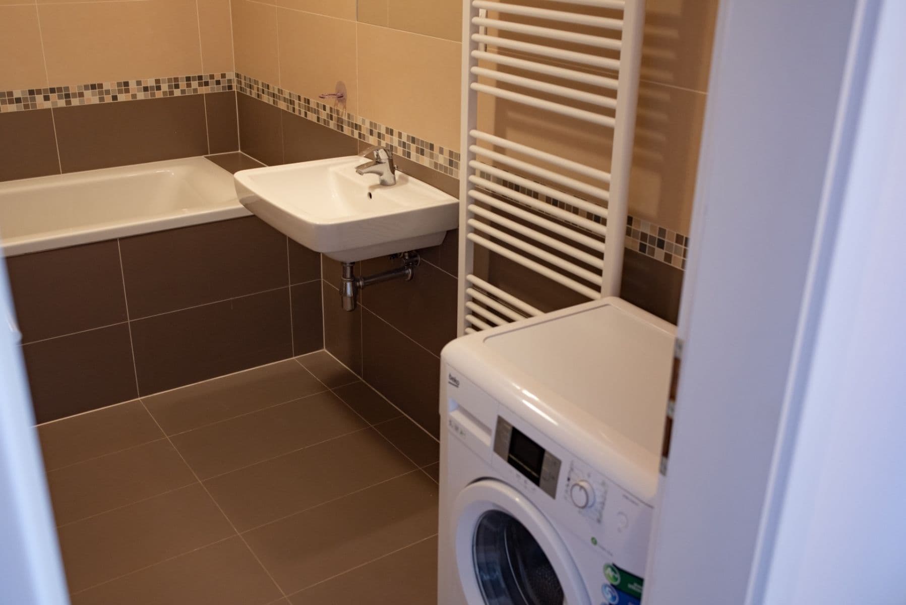 Prodej bytu 1+kk 42 m², Kigginsova, Brno, Jihomoravský kraj Prodej bytu 1+kk 42 m², Kigginsova, Brno, Jihomoravský kraj