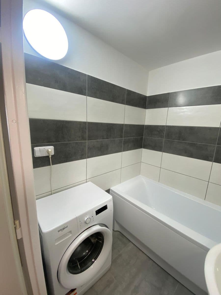 Pronájem bytu 3+kk 65 m², Papírníkova, Praha, Praha Pronájem bytu 3+kk 65 m², Papírníkova, Praha, Praha
