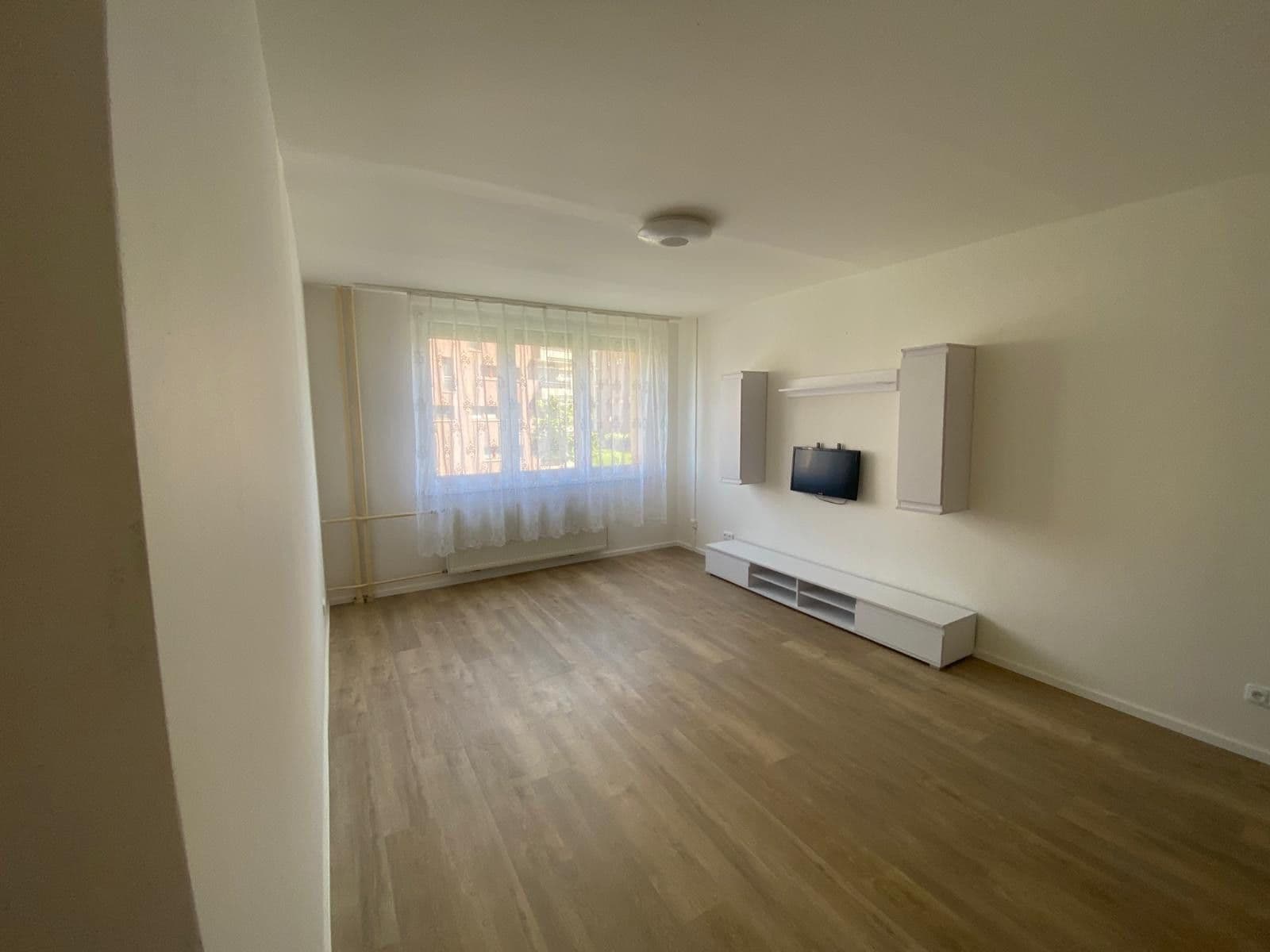 Pronájem bytu 3+kk 65 m², Papírníkova, Praha, Praha Pronájem bytu 3+kk 65 m², Papírníkova, Praha, Praha