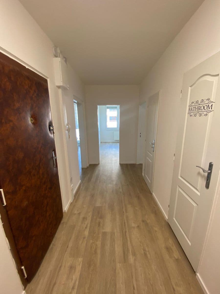 Pronájem bytu 3+kk 65 m², Papírníkova, Praha, Praha Pronájem bytu 3+kk 65 m², Papírníkova, Praha, Praha