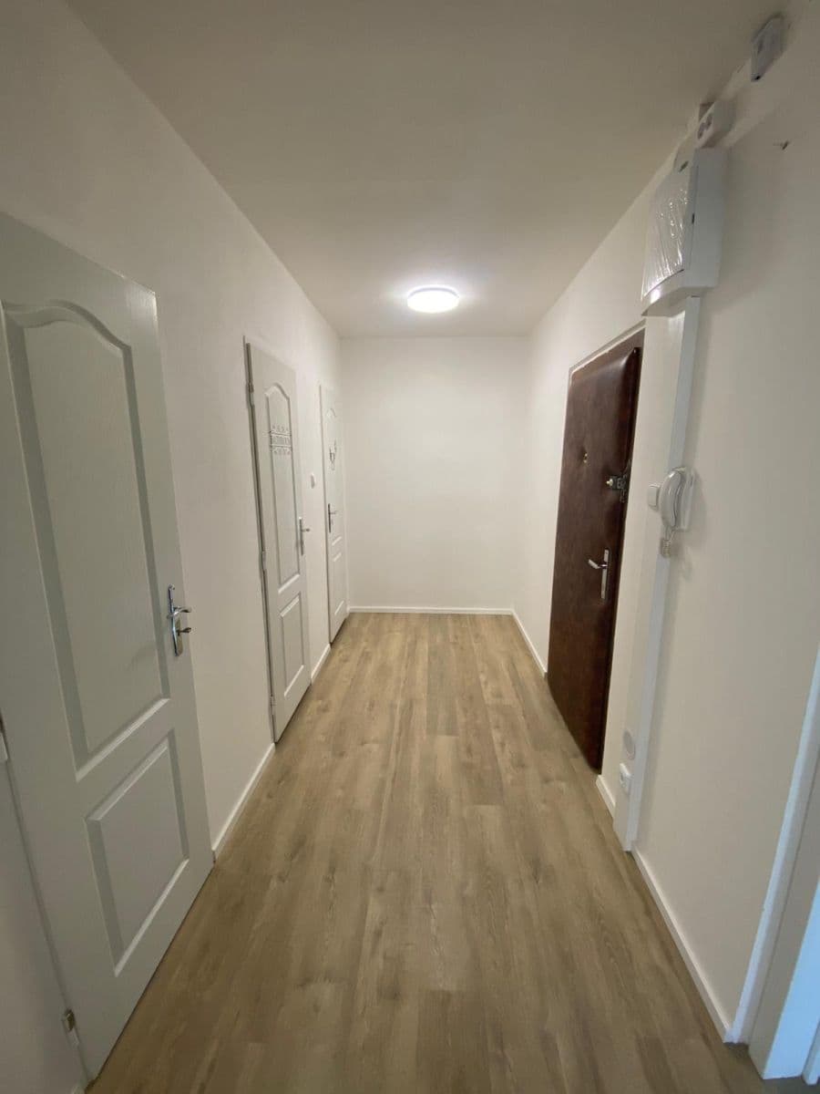 Pronájem bytu 3+kk 65 m², Papírníkova, Praha, Praha Pronájem bytu 3+kk 65 m², Papírníkova, Praha, Praha