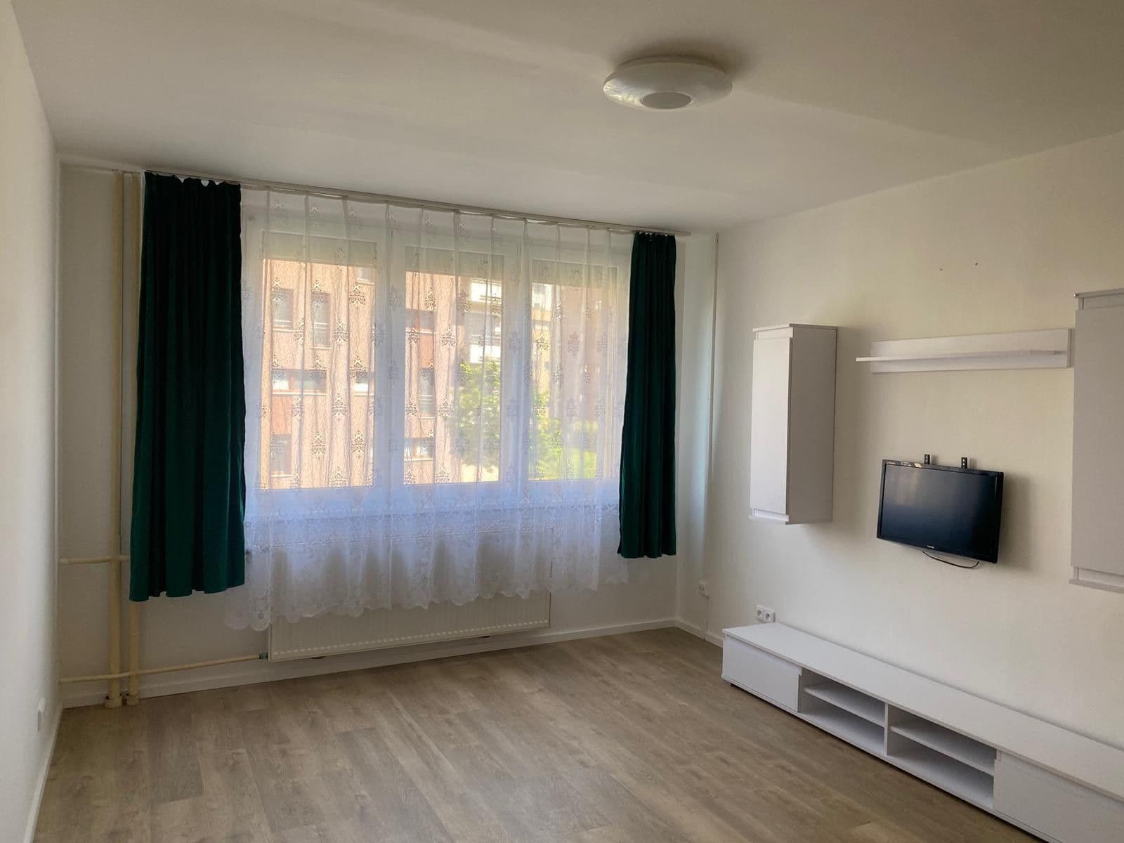 Pronájem bytu 3+kk 65 m², Papírníkova, Praha, Praha Pronájem bytu 3+kk 65 m², Papírníkova, Praha, Praha