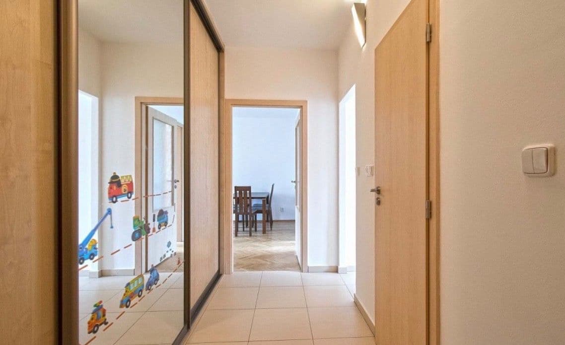 Pronájem bytu 2+1 55 m², Čílova, Praha, Praha Pronájem bytu 2+1 55 m², Čílova, Praha, Praha