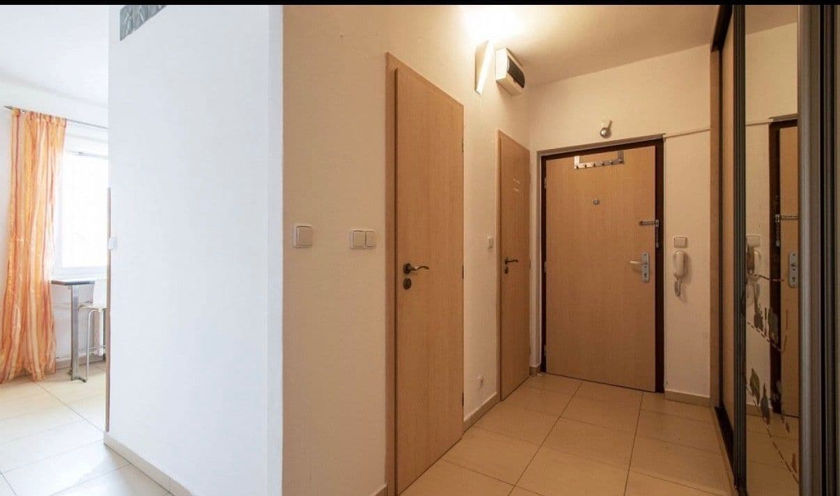 Pronájem bytu 2+1 55 m², Čílova, Praha, Praha Pronájem bytu 2+1 55 m², Čílova, Praha, Praha