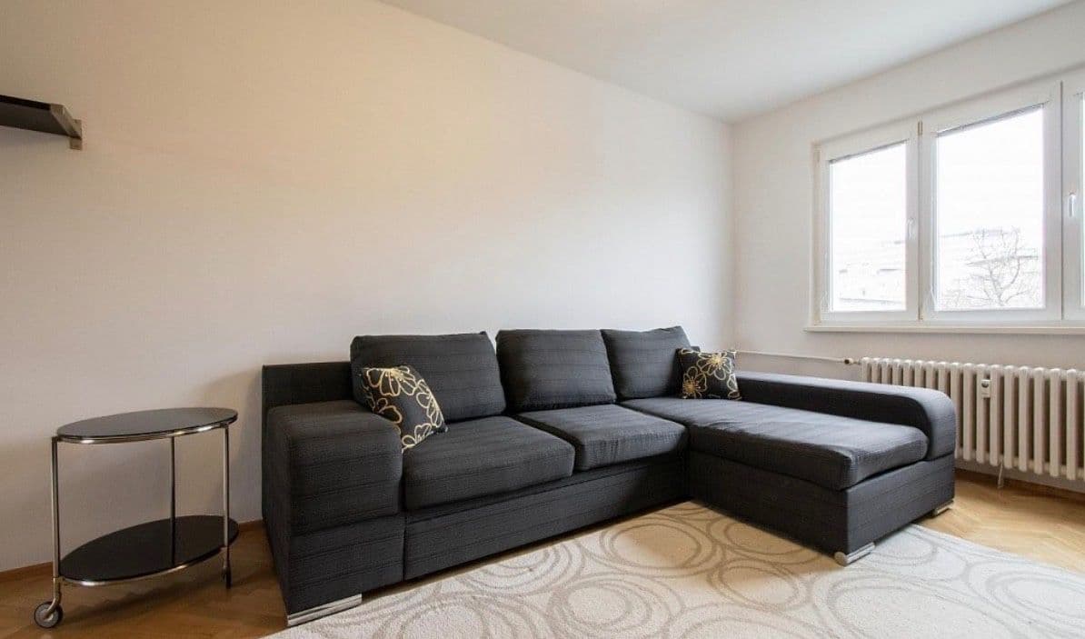 Pronájem bytu 2+1 55 m², Čílova, Praha, Praha Pronájem bytu 2+1 55 m², Čílova, Praha, Praha