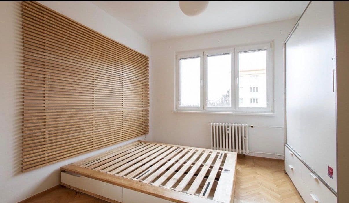 Pronájem bytu 2+1 55 m², Čílova, Praha, Praha Pronájem bytu 2+1 55 m², Čílova, Praha, Praha