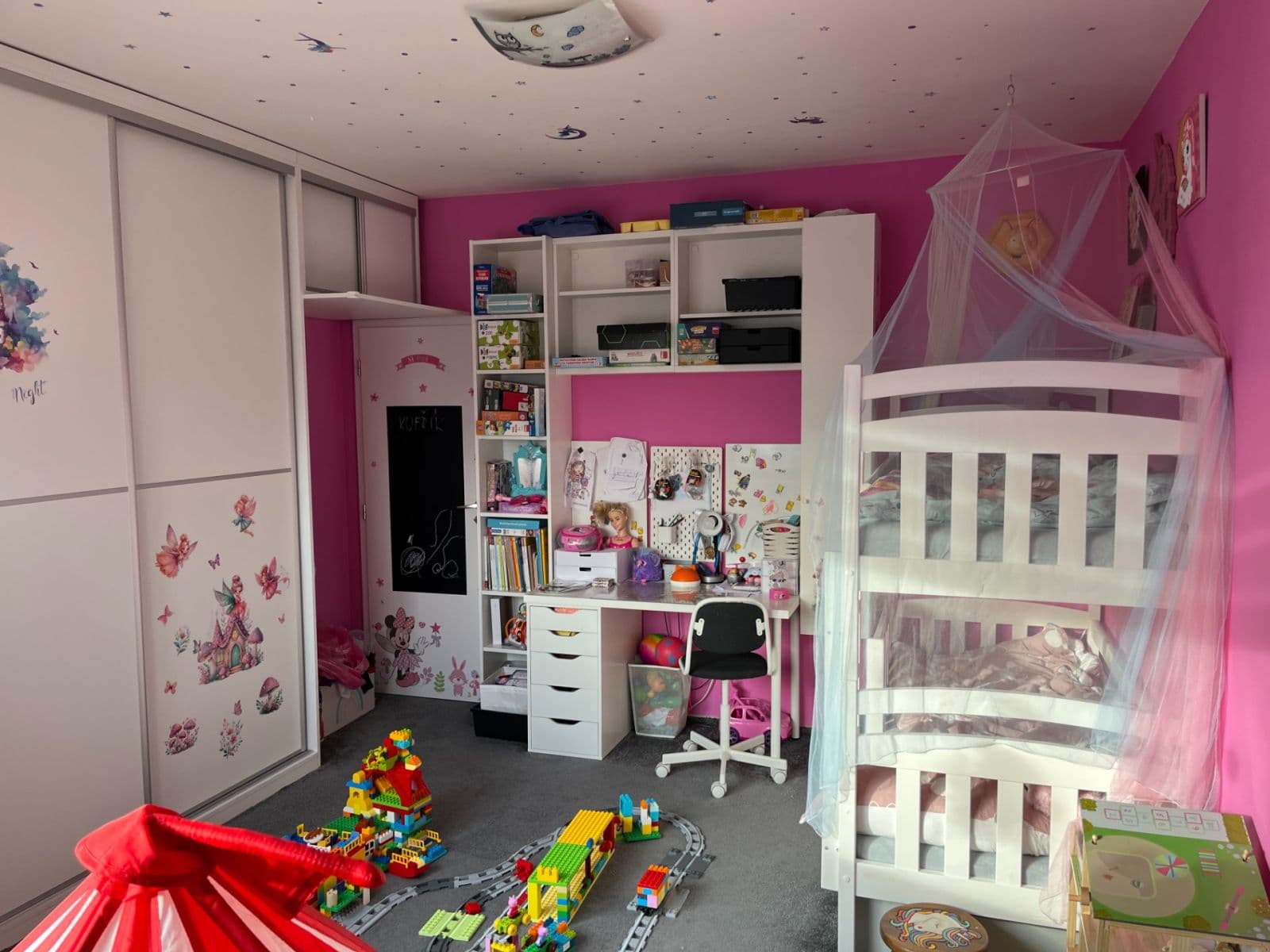 Pronájem bytu 3+kk 80 m², Ke Kříži, Praha, Praha Pronájem bytu 3+kk 80 m², Ke Kříži, Praha, Praha