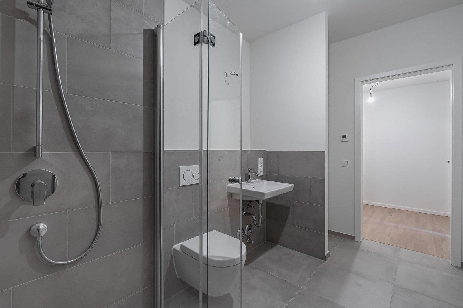 Pronájem bytu 2+1 67 m², Parkstr. 8, Berlin, Berlín Pronájem bytu 2+1 67 m², Parkstr. 8, Berlin, Berlín