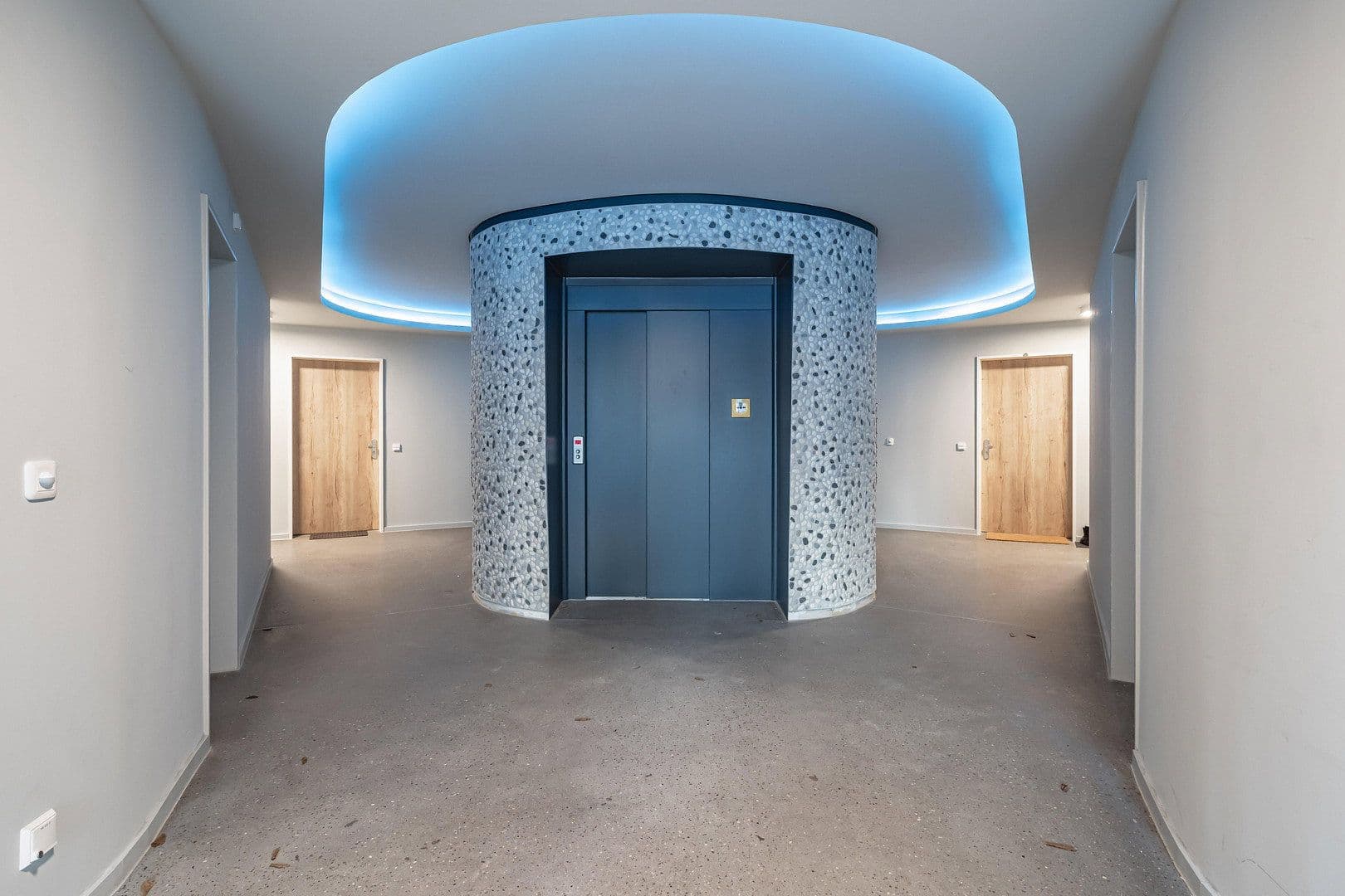 Pronájem bytu 2+1 67 m², Parkstr. 8, Berlin, Berlín Pronájem bytu 2+1 67 m², Parkstr. 8, Berlin, Berlín