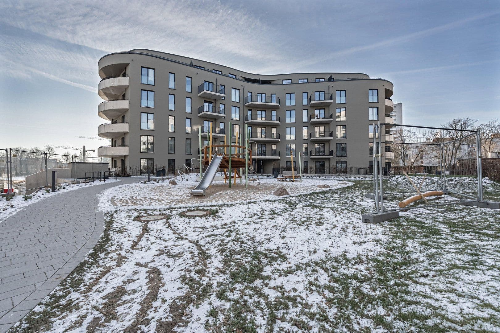 Pronájem bytu 2+1 67 m², Parkstr. 8, Berlin, Berlín Pronájem bytu 2+1 67 m², Parkstr. 8, Berlin, Berlín