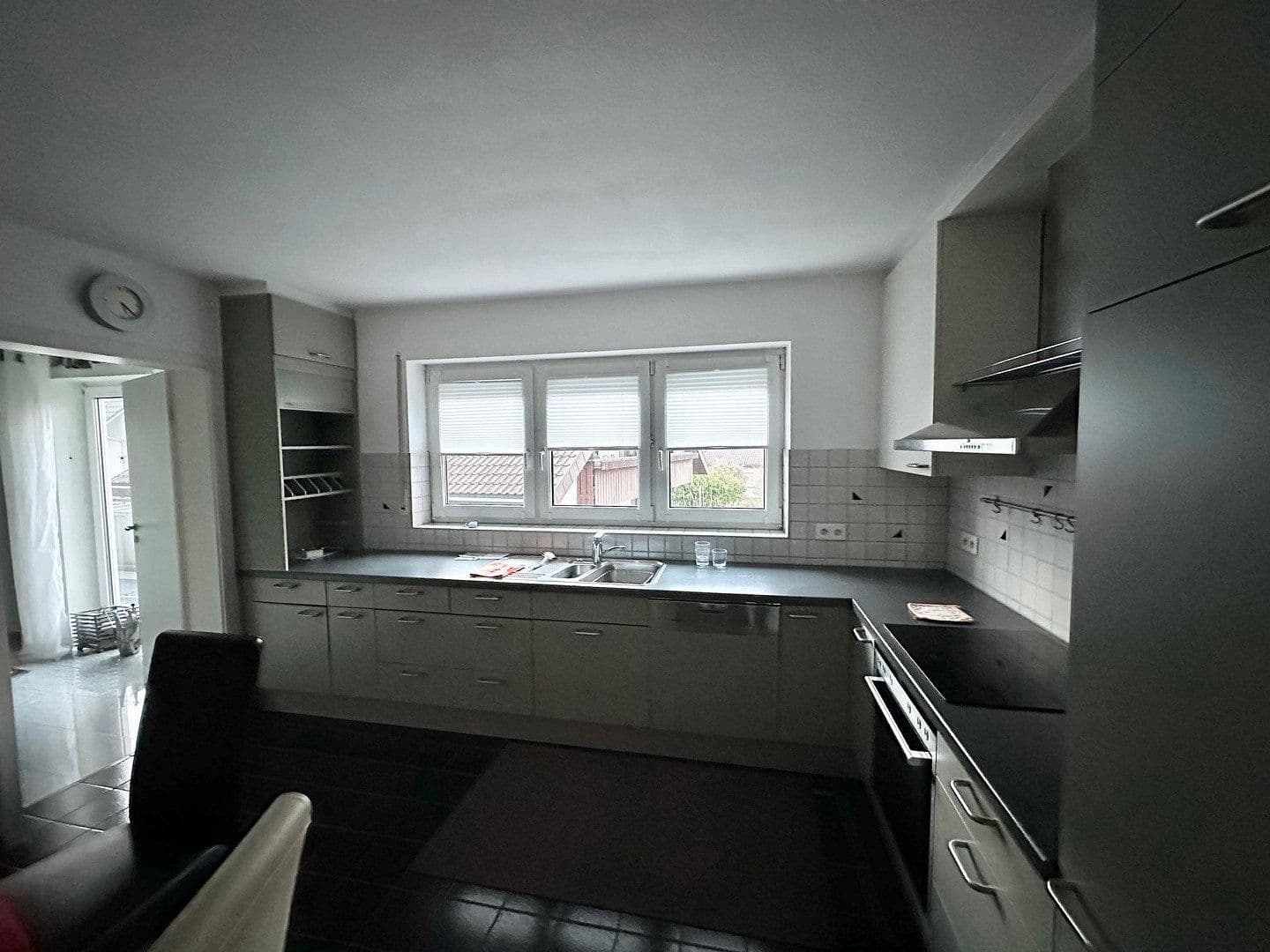 Prodej domu 173 m², pozemek 748 m², Jahnstraße 4/1, Markgröningen, Bádensko-Württembersko Prodej domu 173 m², pozemek 748 m², Jahnstraße 4/1, Markgröningen, Bádensko-Württembersko