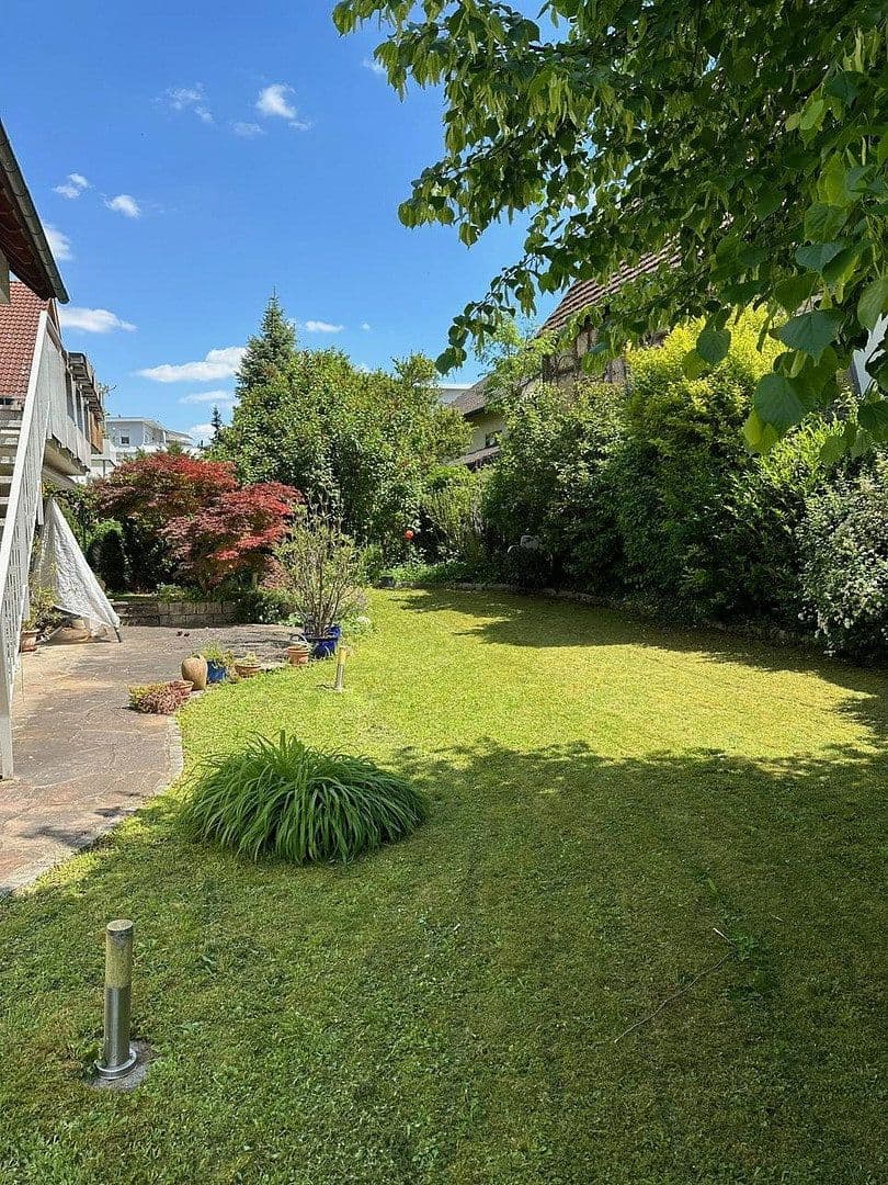 Prodej domu 173 m², pozemek 748 m², Jahnstraße 4/1, Markgröningen, Bádensko-Württembersko Prodej domu 173 m², pozemek 748 m², Jahnstraße 4/1, Markgröningen, Bádensko-Württembersko