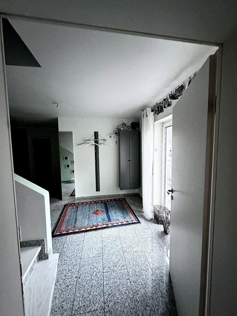Prodej domu 173 m², pozemek 748 m², Jahnstraße 4/1, Markgröningen, Bádensko-Württembersko Prodej domu 173 m², pozemek 748 m², Jahnstraße 4/1, Markgröningen, Bádensko-Württembersko