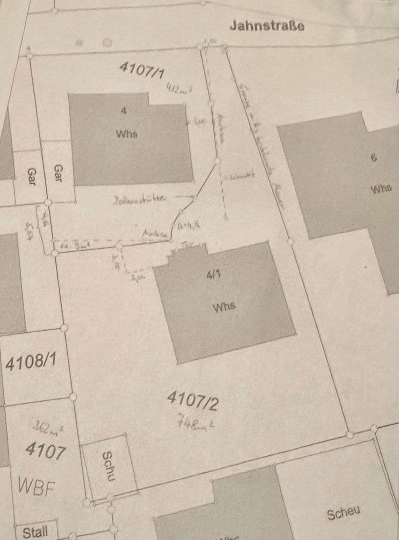 Prodej domu 173 m², pozemek 748 m², Jahnstraße 4/1, Markgröningen, Bádensko-Württembersko Prodej domu 173 m², pozemek 748 m², Jahnstraße 4/1, Markgröningen, Bádensko-Württembersko