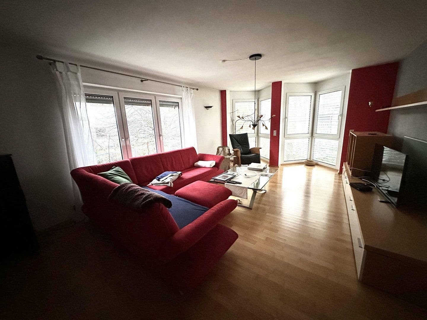 Prodej domu 173 m², pozemek 748 m², Jahnstraße 4/1, Markgröningen, Bádensko-Württembersko Prodej domu 173 m², pozemek 748 m², Jahnstraße 4/1, Markgröningen, Bádensko-Württembersko
