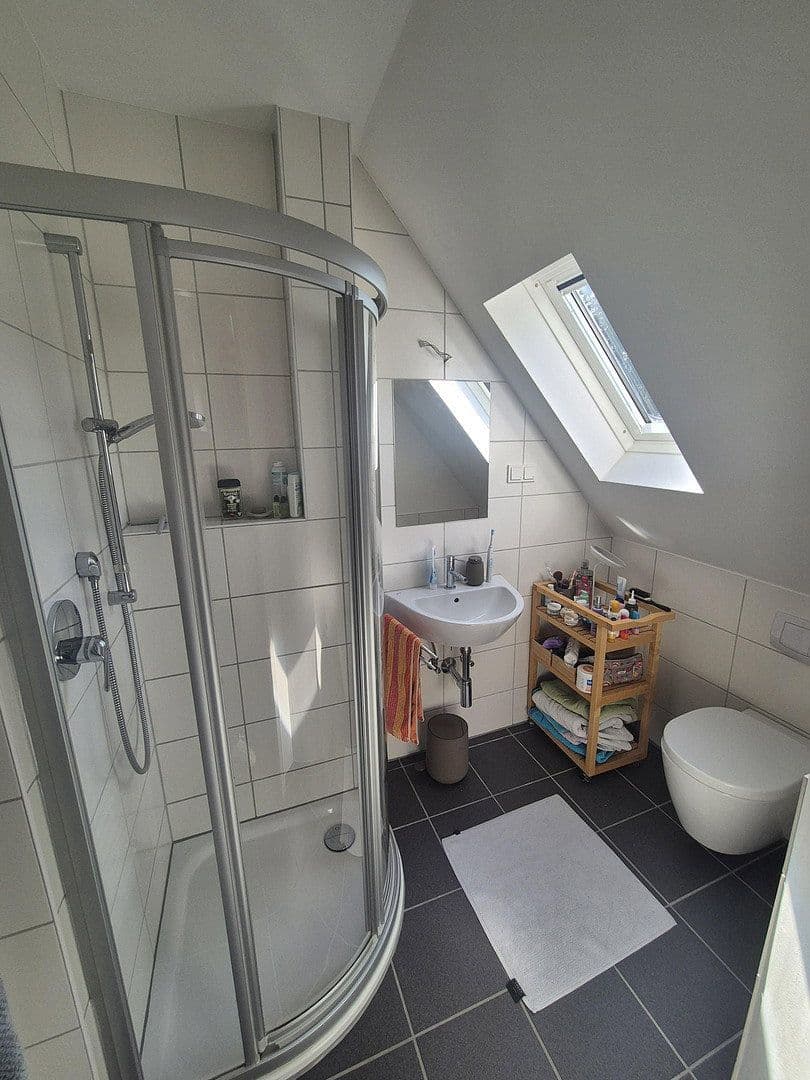 Pronájem bytu 2+1 58 m², Urfeystraße 8, Krefeld, Severní Porýní-Vestfálsko Pronájem bytu 2+1 58 m², Urfeystraße 8, Krefeld, Severní Porýní-Vestfálsko