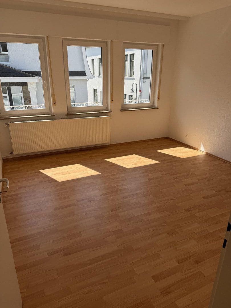 Pronájem bytu 3+1 70 m², D‘Estherstr.4, Vallendar, Porýní-Falc Pronájem bytu 3+1 70 m², D‘Estherstr.4, Vallendar, Porýní-Falc